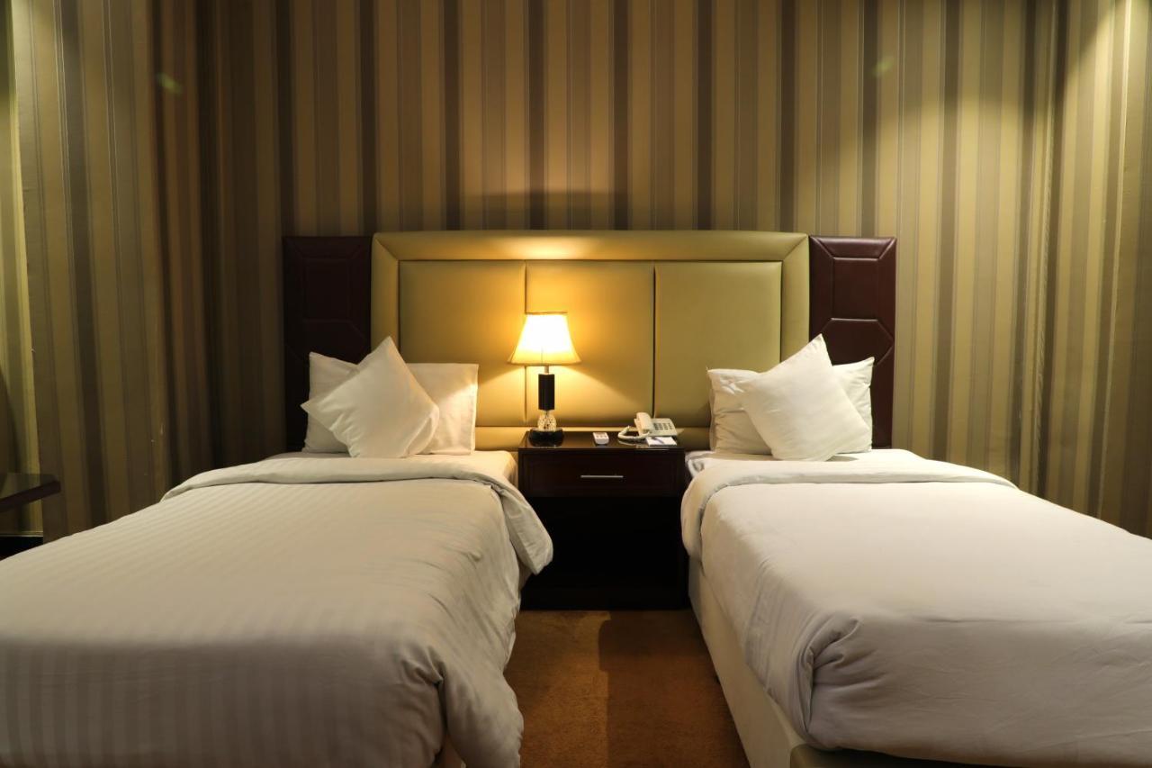 Rachna Hotel Gujranwala 外观 照片