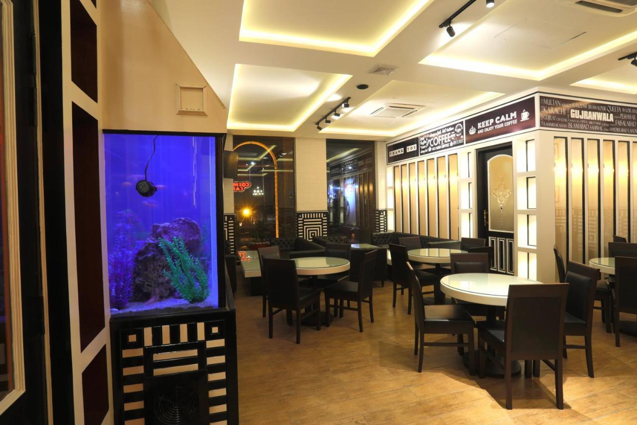 Rachna Hotel Gujranwala 外观 照片